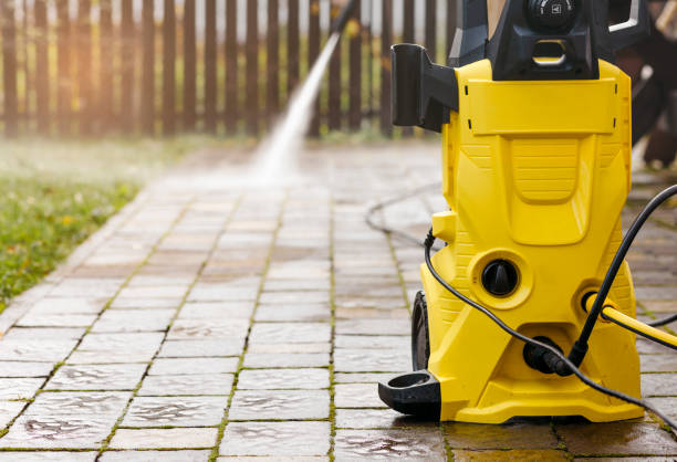 Best Solar Panel Cleaning  in Newcomerstown, OH